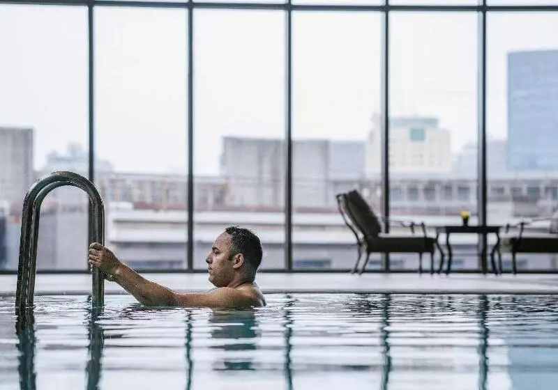 Otel Pullman Shanghai Jing An