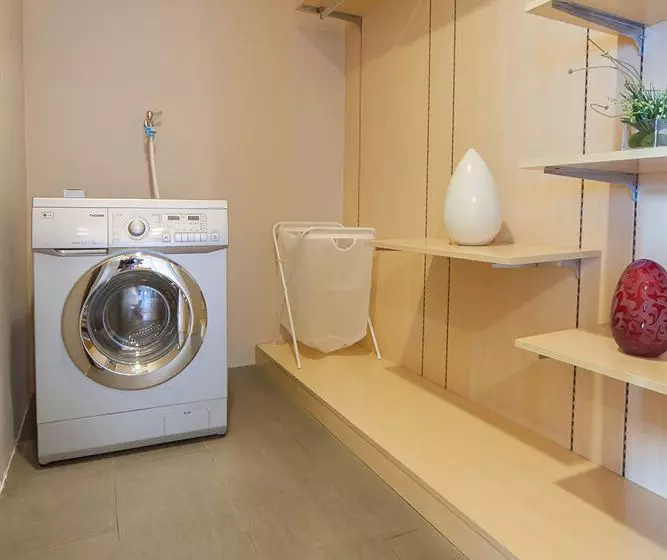 Отель Mango Garden City Business Apartment