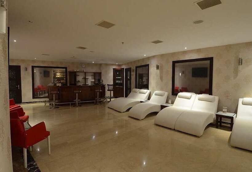 Lamos Resort Hotel & Convention Center