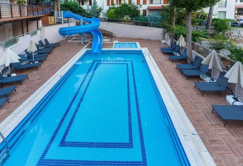 Mavi Deniz Otel   All Inclusive