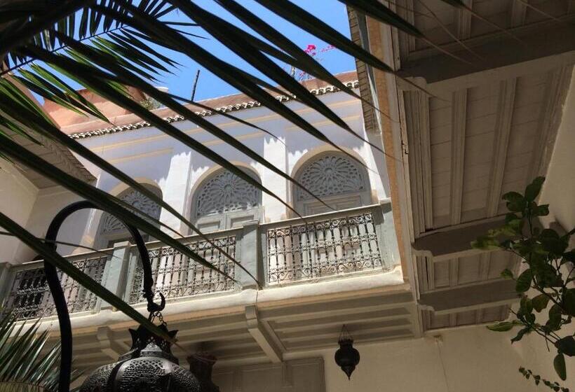 Riad Dar Nabila