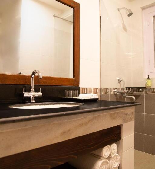 Lemon Tree Hotel, Thimphu