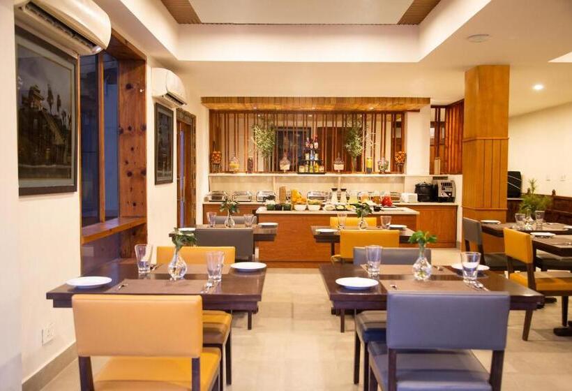 Lemon Tree Hotel, Thimphu