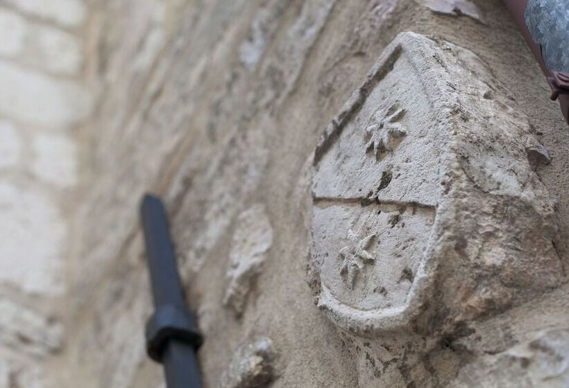 پانسیون Forza Lux Guest House