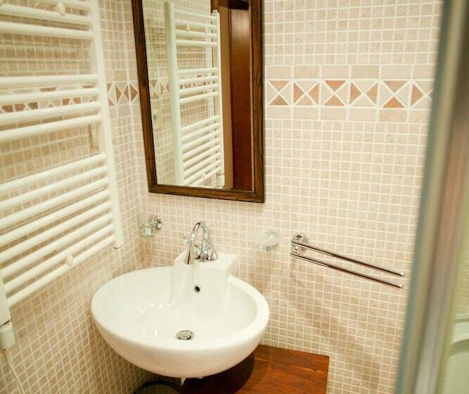 پانسیون Forza Lux Guest House