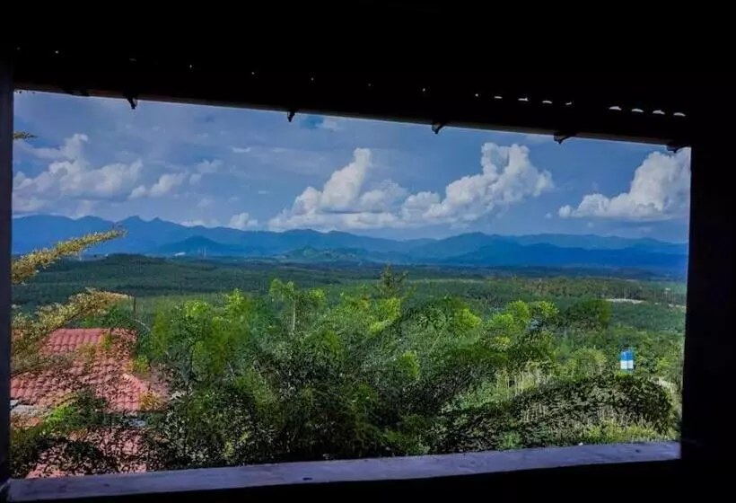 ペンション Labis Sunrise Farm Stay