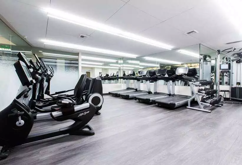 1000, Lxr Hotels & Resorts