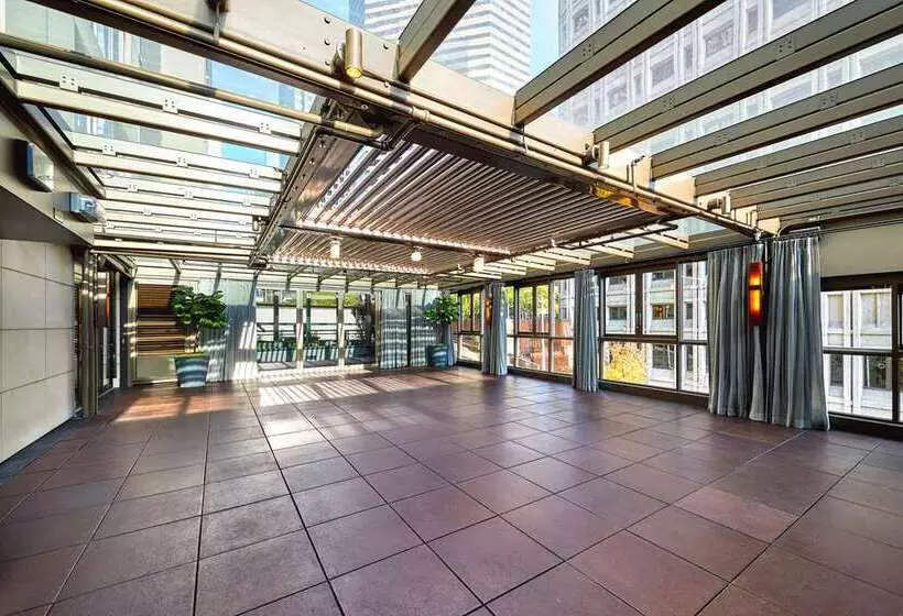 1000, Lxr Hotels & Resorts