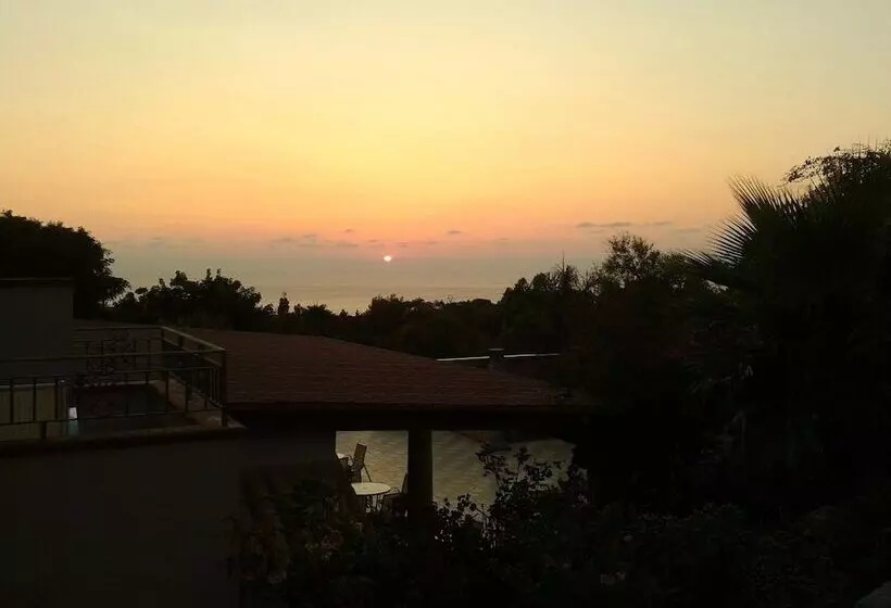 住宿加早餐  Cala Dell'arena