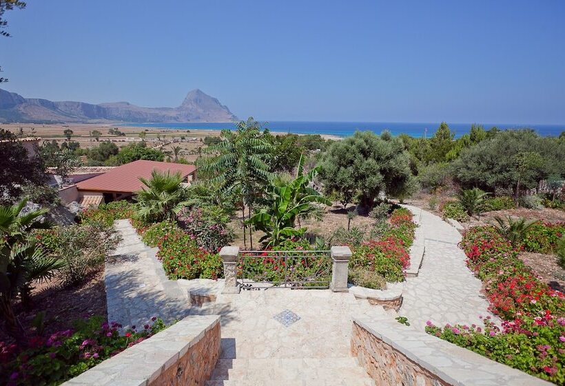 مبيت وإفطار Cala Dell'arena