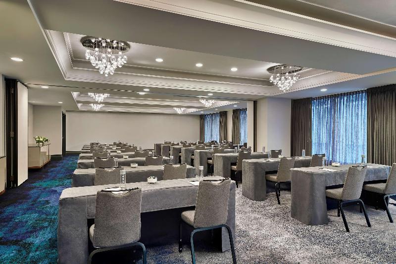 1000, Lxr Hotels & Resorts