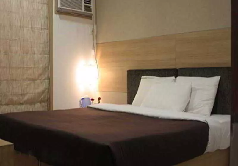 ホテル 7 Flag International