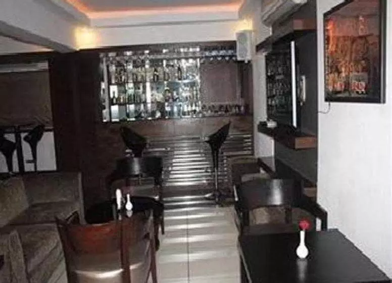 ホテル 7 Flag International