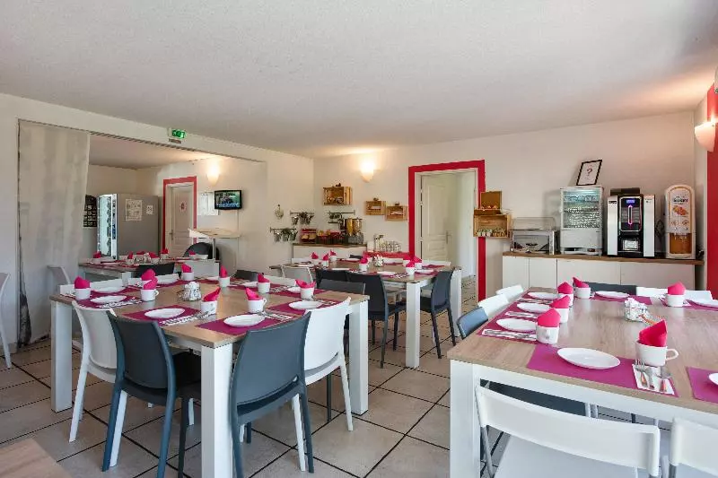 Отель Appart City Classic Dijon  Toison D Or