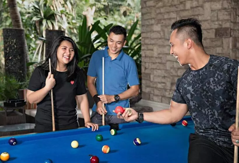 فندق Aryaduta Lippo Village