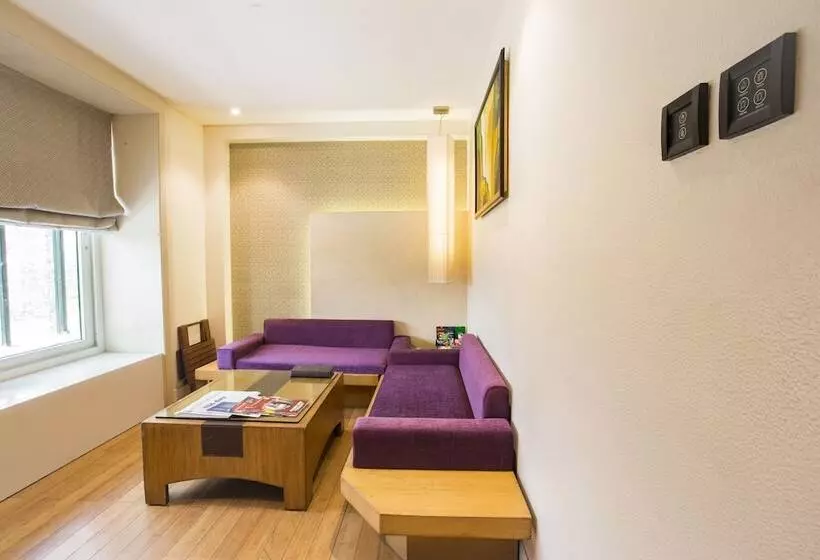 Hotel Bawa Continental