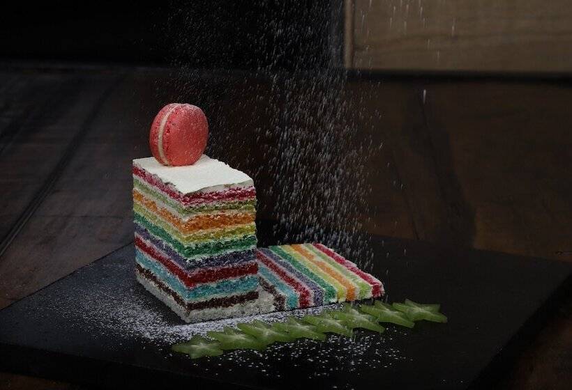 בית מלון כפרי Courtyard By Marriott Gurugram Downtown