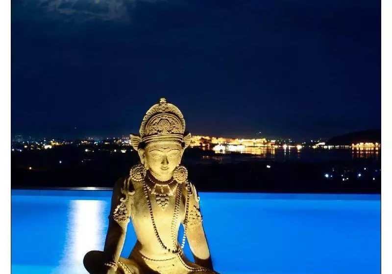 Hotel Fateh Garh Resort By Fateh Collection