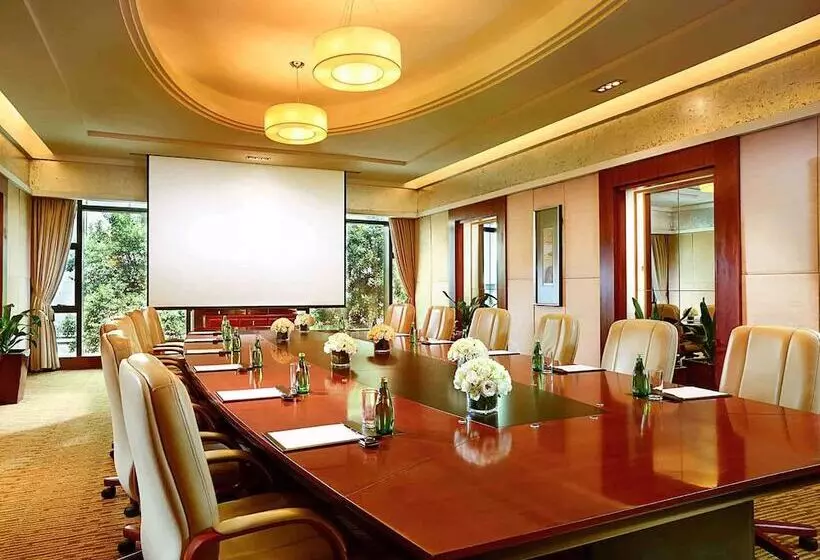 בית מלון כפרי Grand Mercure Xian On Renmin Square