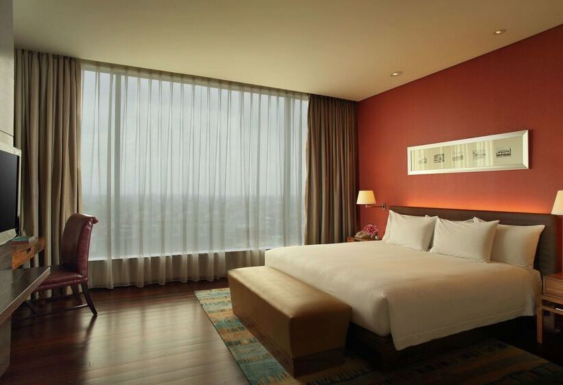 בית מלון כפרי Hilton Bandung