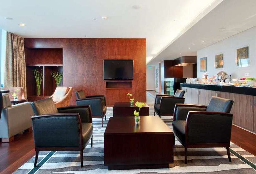 בית מלון כפרי Hilton Bandung