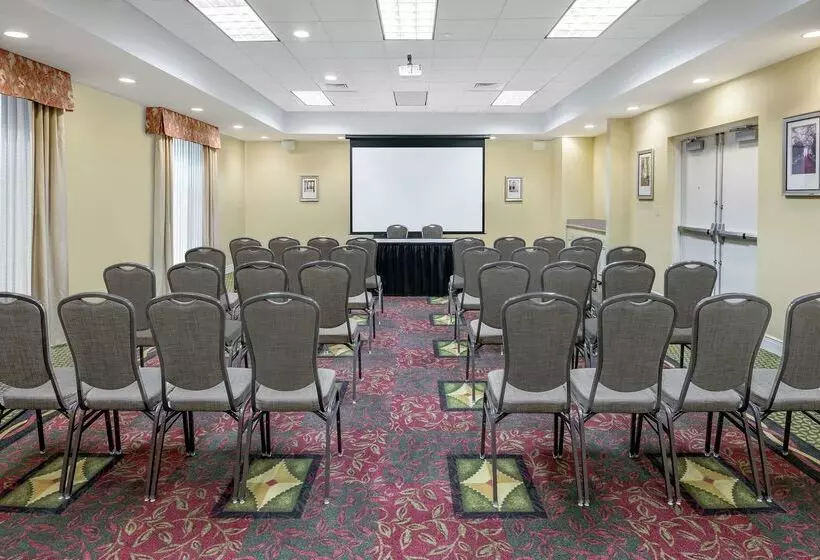 ホテル Hilton Garden Inn Mcallen Airport