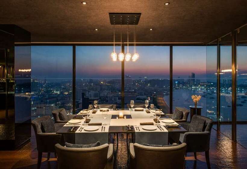 ホテル Hilton Pattaya