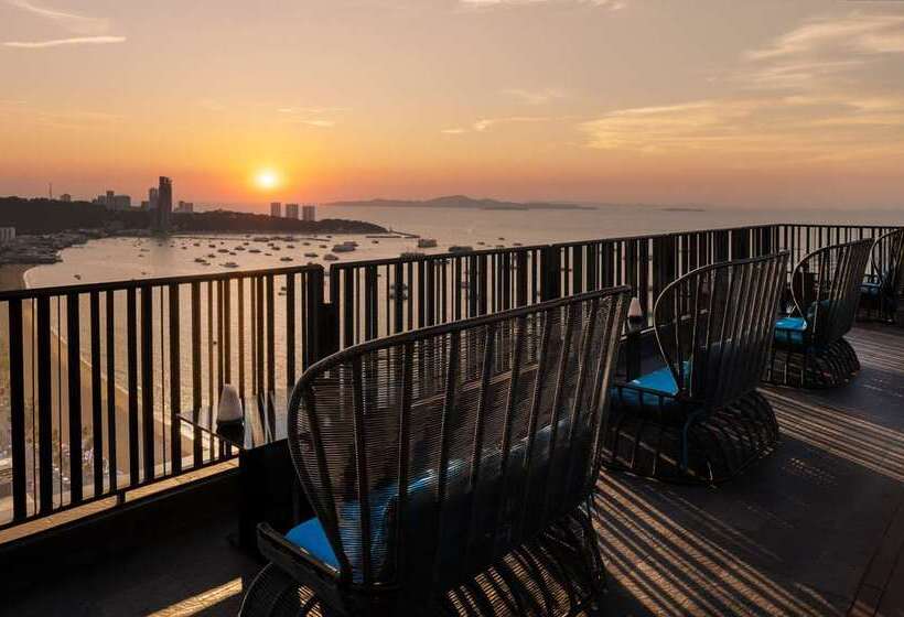 ホテル Hilton Pattaya