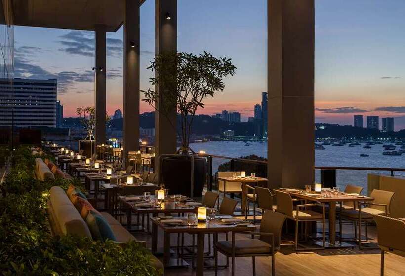 ホテル Hilton Pattaya