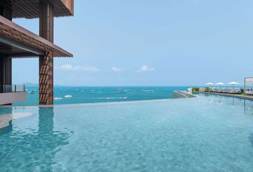 ホテル Hilton Pattaya