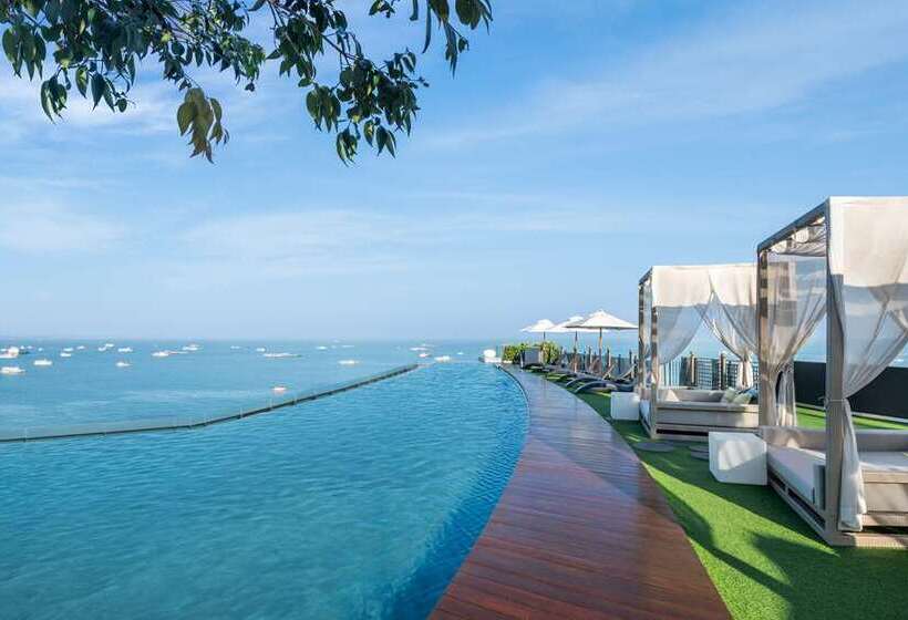 ホテル Hilton Pattaya
