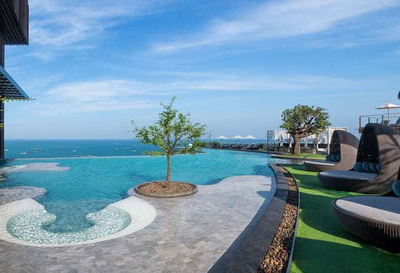 ホテル Hilton Pattaya
