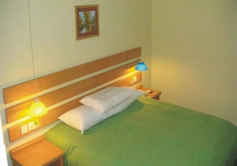 ホテル Home Inn Baiyun Avenue