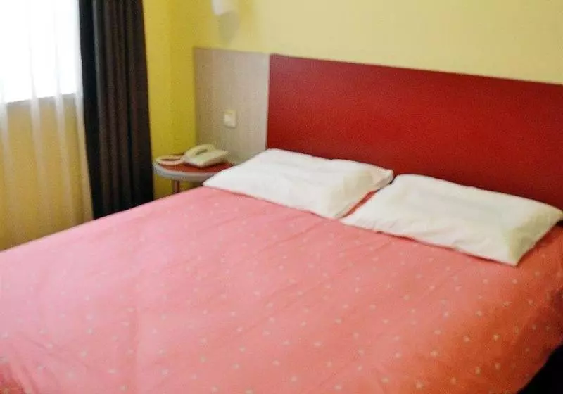 Hotelli Home Inn Guangbutun