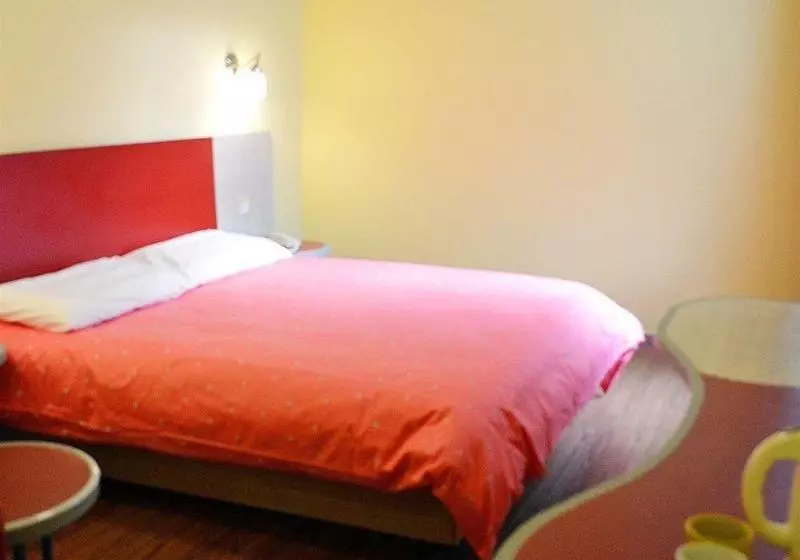 Hotelli Home Inn Guangbutun