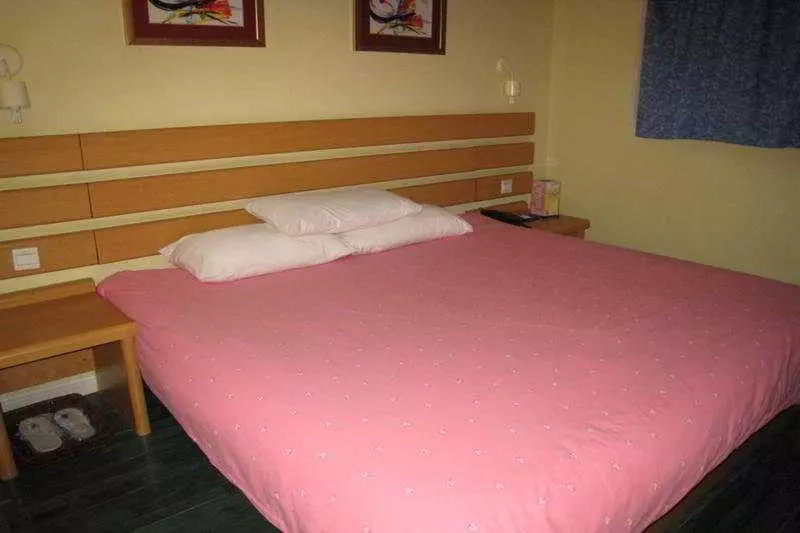 Hotelli Home Inn Guangbutun