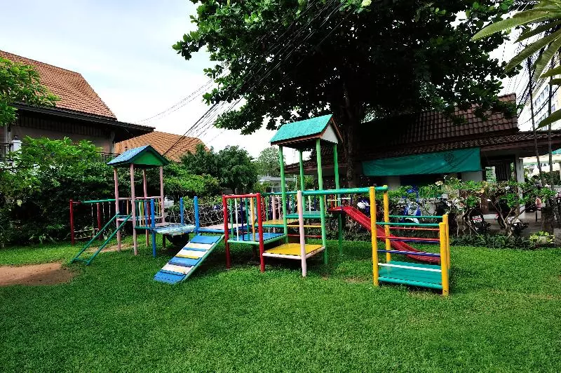 هتل Jomtien Garden & Resort