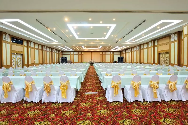 هتل Jomtien Garden & Resort