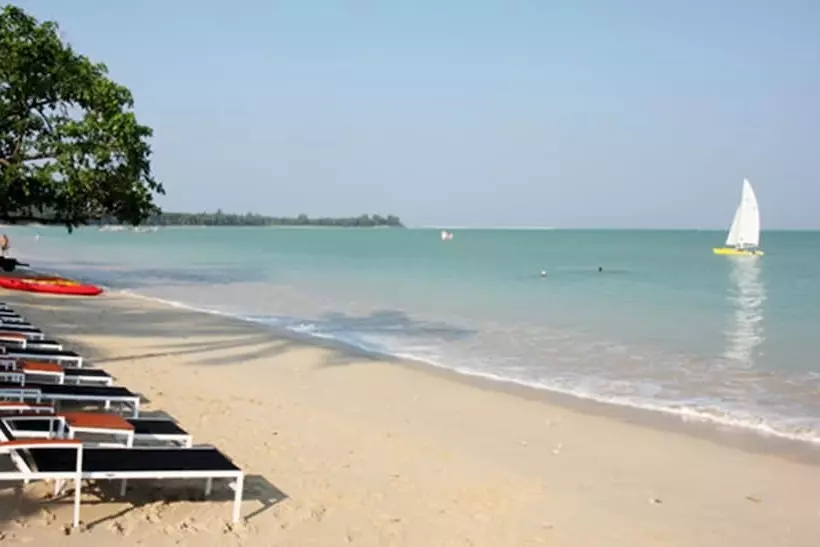 Kantary Beach Hotel Villas & Suites