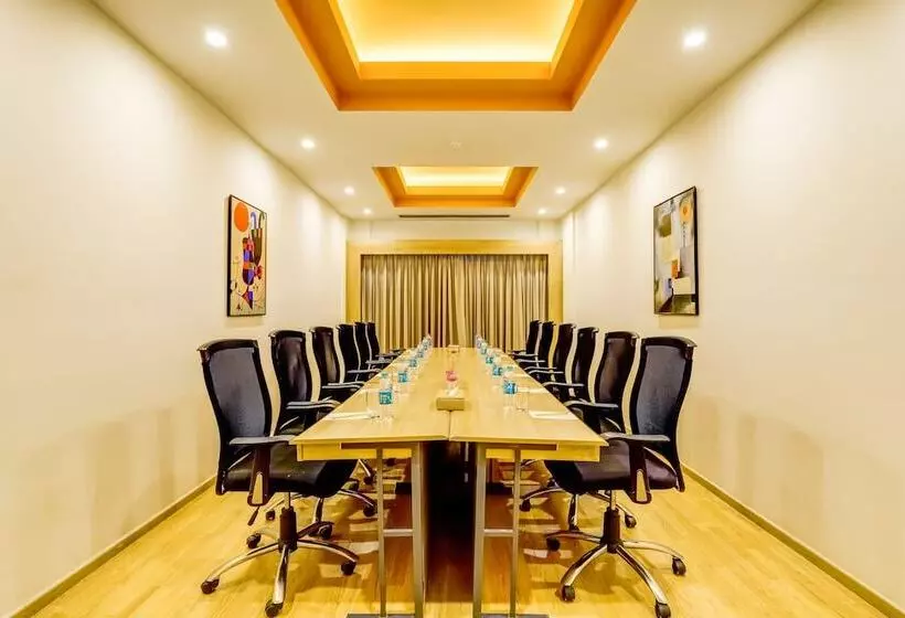 Lemon Tree Hotel Electronics City