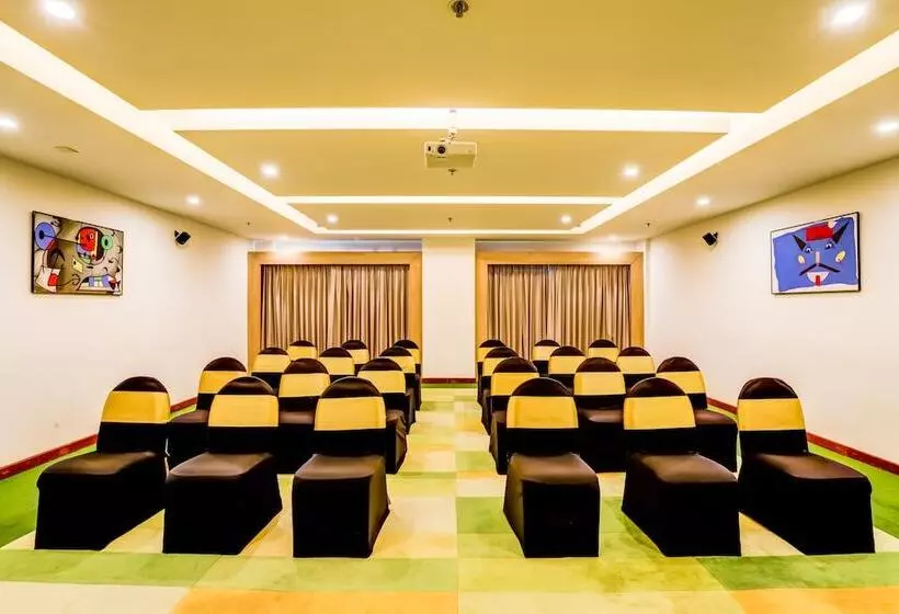 Lemon Tree Hotel Electronics City