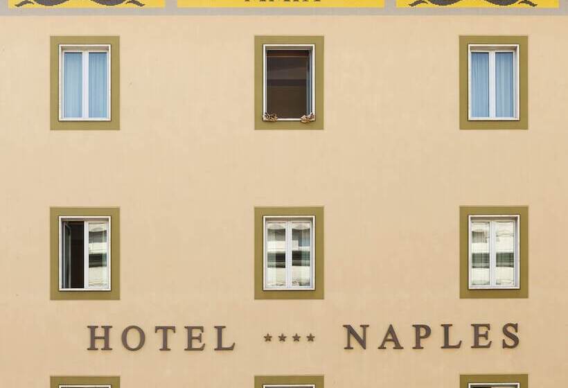 هتل Naples