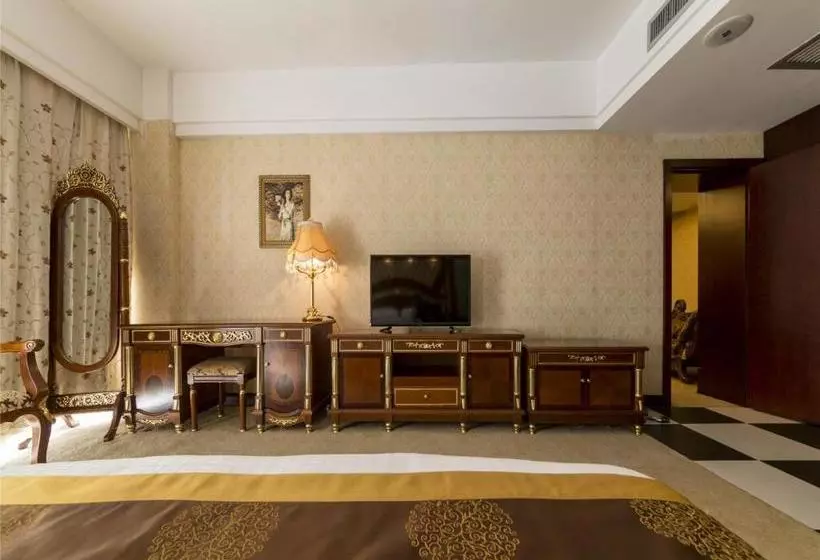 Hotel New West Street International