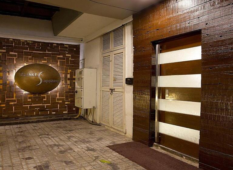 Hotel Planet Residency