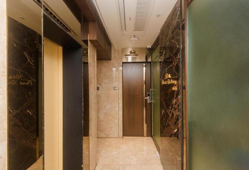 Hotel Planet Residency