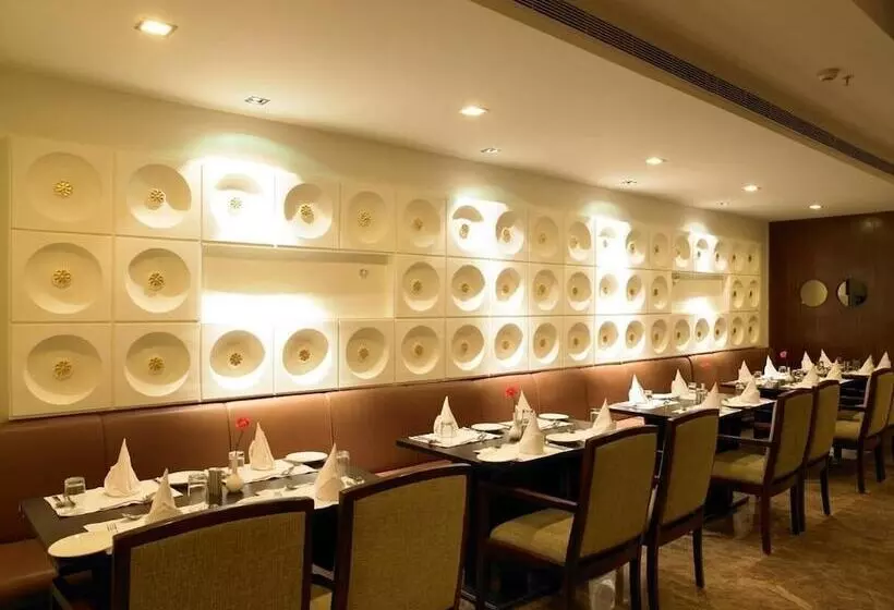 호텔 Ramada By Wyndham Jaipur North