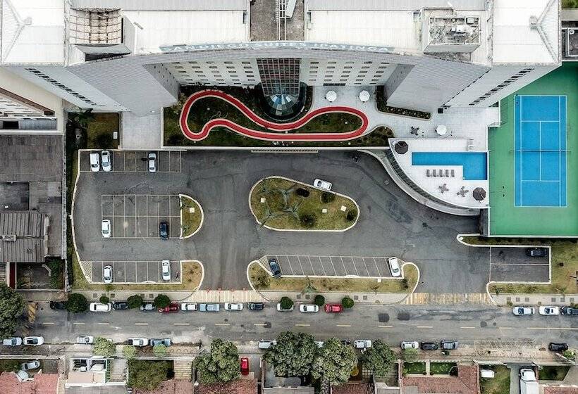 Отель San Diego Suites Ipatinga