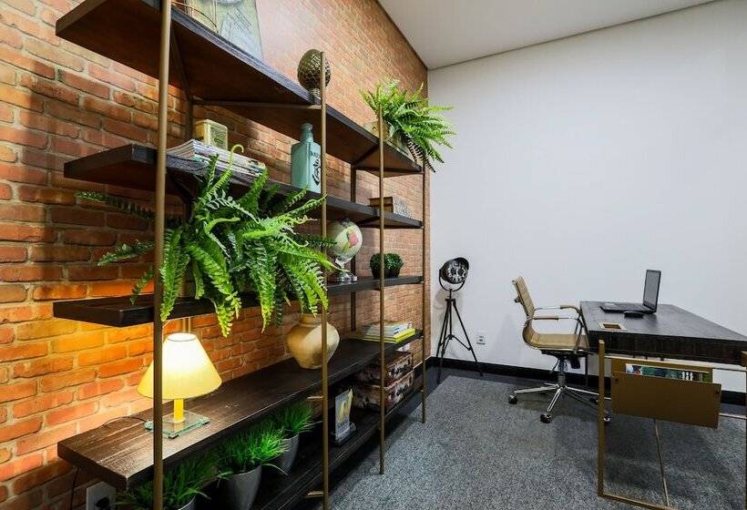 Отель San Diego Suites Ipatinga