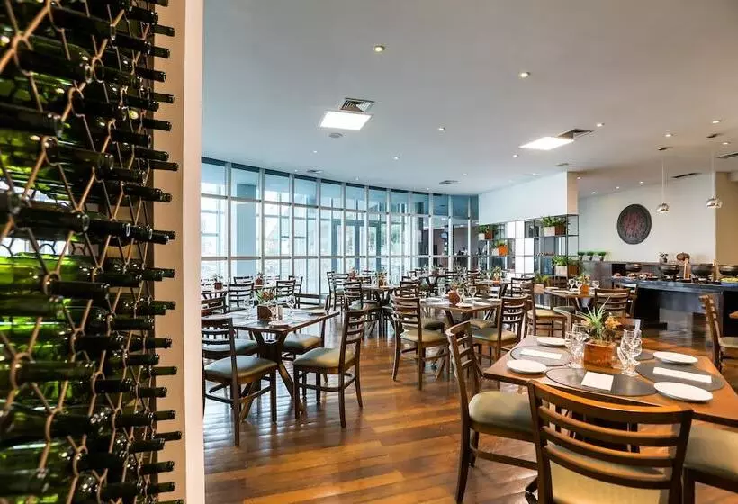 ホテル San Diego Suites Ipatinga