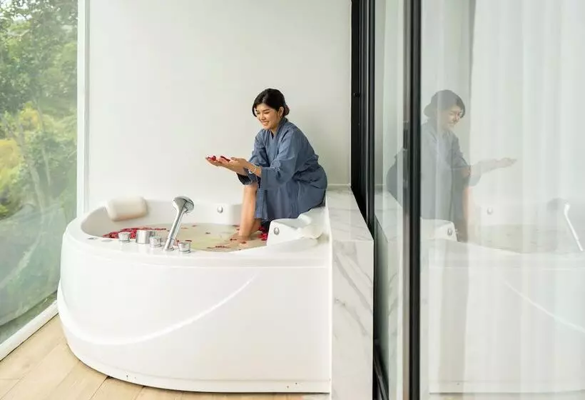 ホテル Secret Cliff Resort & Restaurant   Sha Plus